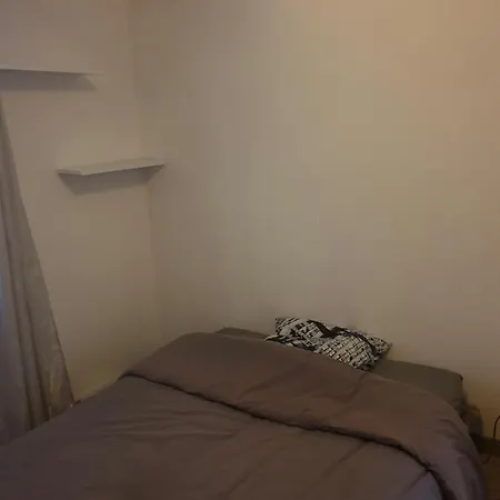 Appartement 28 *